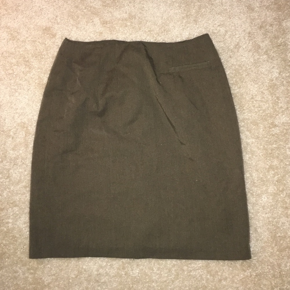 Maggie Lawrence Collection olive green skirt